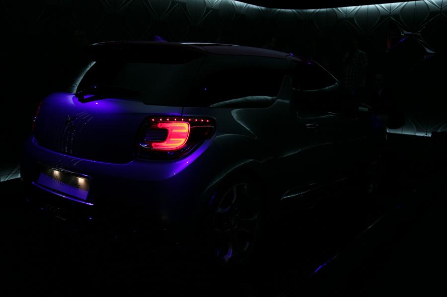  Citroen DS3 Inside Concept 2009 года  (фото 36 из 122)